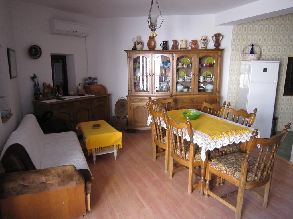 Holiday Home Mona إيغراني الغرفة الصورة
