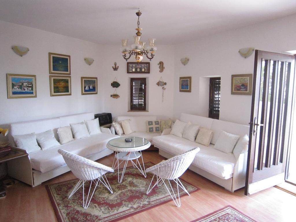 Holiday Home Mona إيغراني الغرفة الصورة