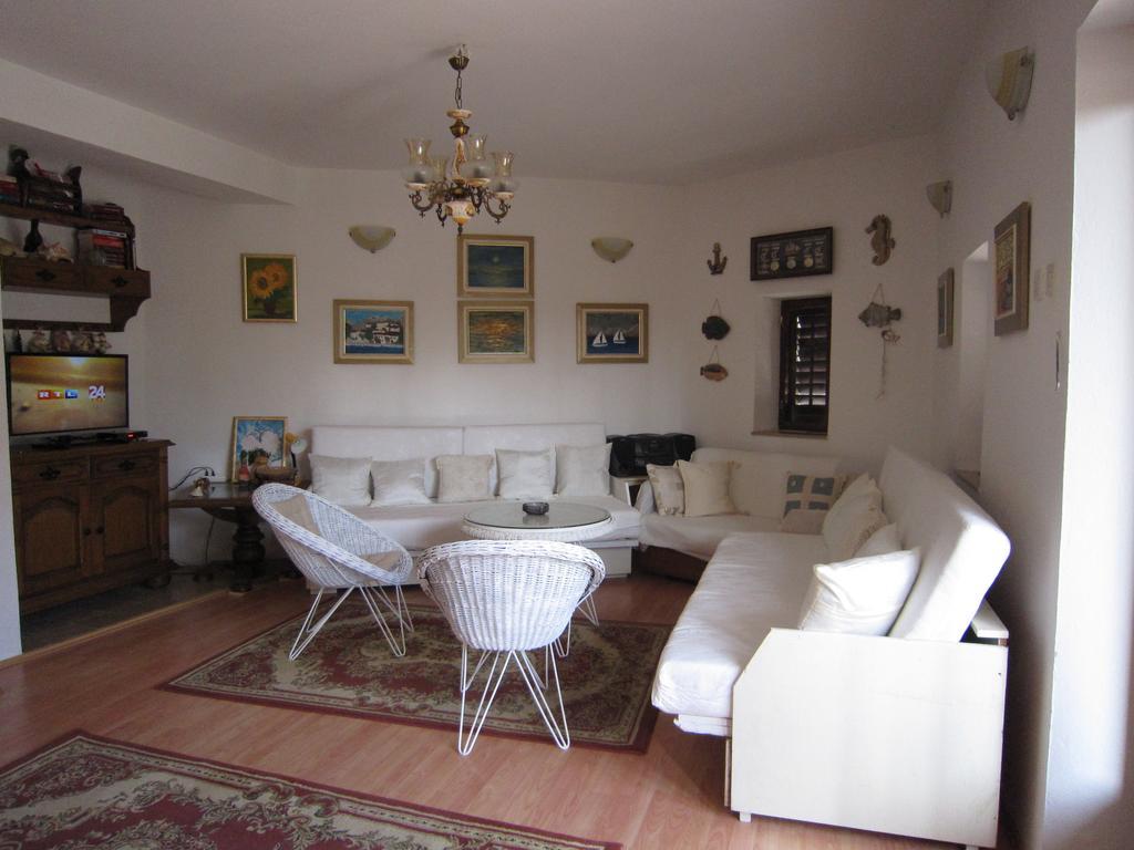Holiday Home Mona إيغراني الغرفة الصورة